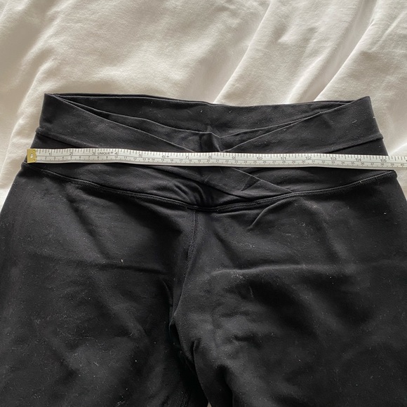 Black Lululemon Wide-leg Cropped Pants - Picture 9 of 12